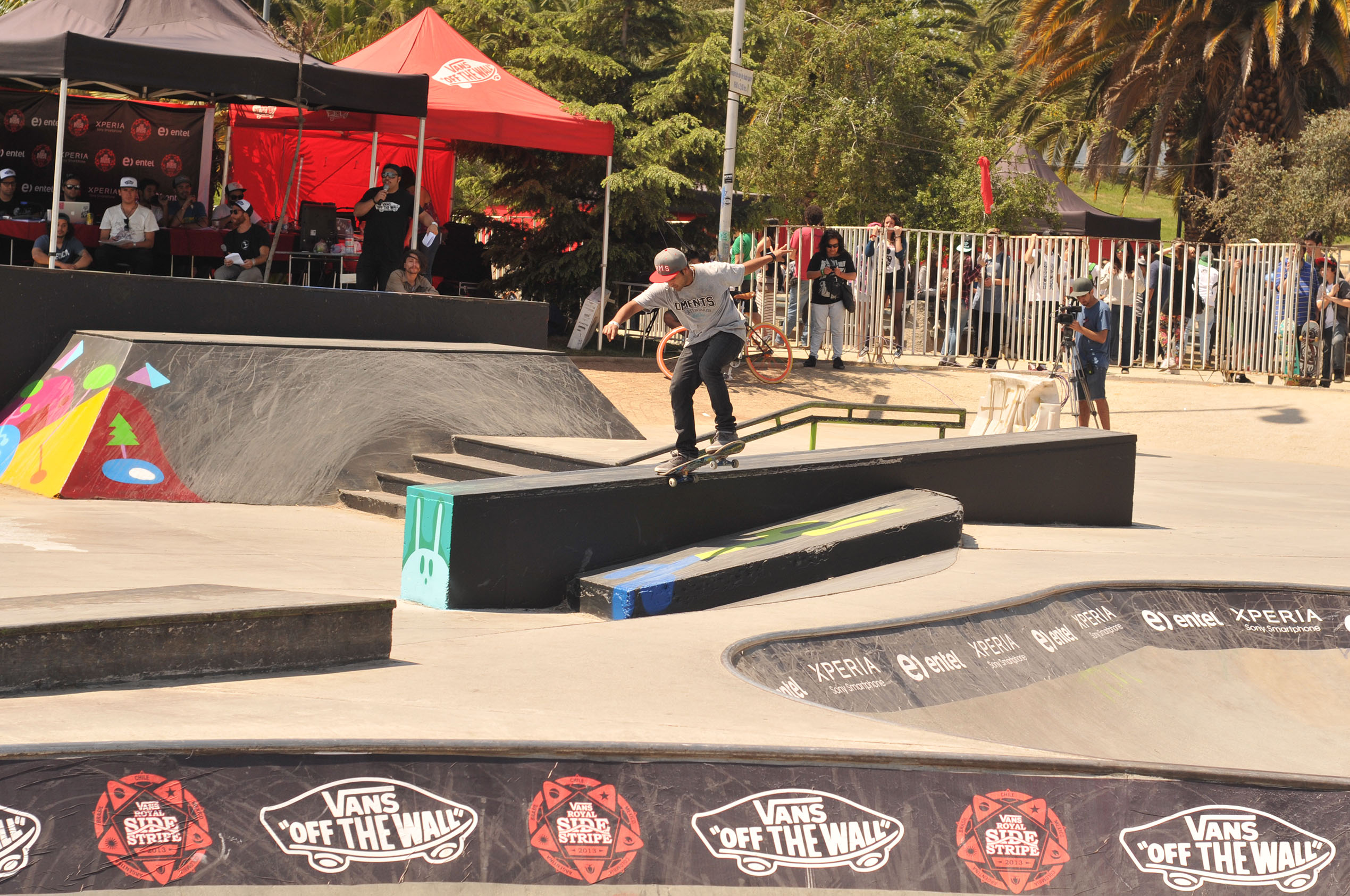 5_vans_royal_sidestripe